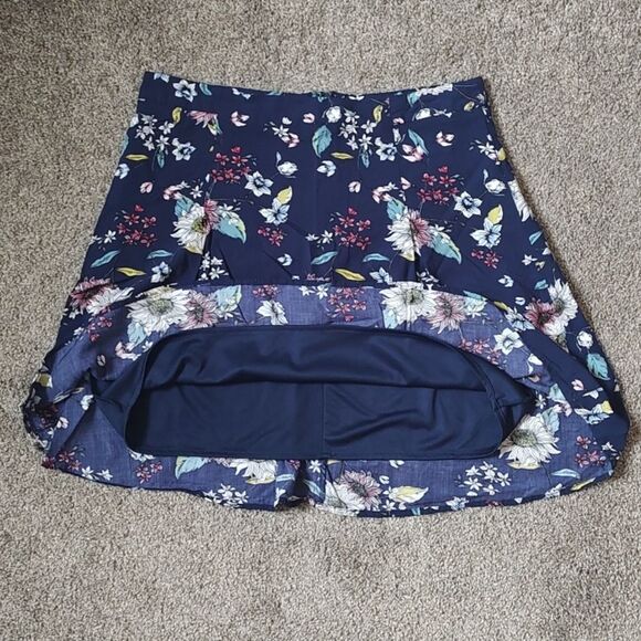 Reitmans Size 12 Lined Blue‎ Skirt With Floral Print - Picture 3 of 8